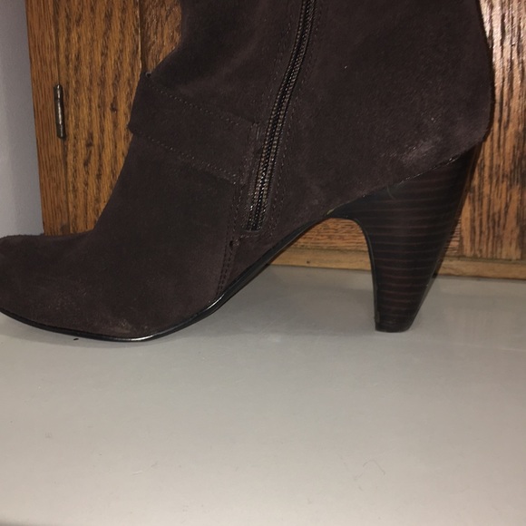 Kelly & Katie knee high boots - Picture 3 of 4